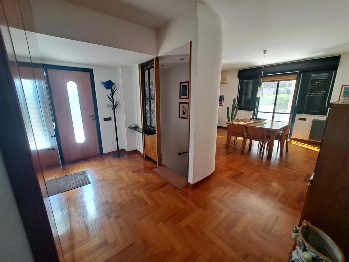 Villino Olga Villa Мондело Екстериор снимка