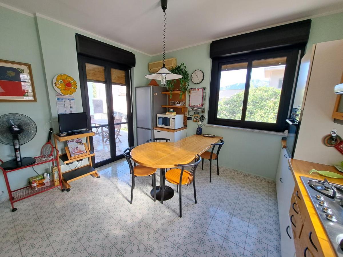 Villino Olga Villa Мондело Екстериор снимка